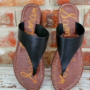 Sam Edelman T Strap Black Sandals